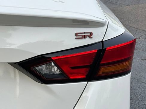 Certified 2023 Nissan Altima 2.5 SR FWD image 14