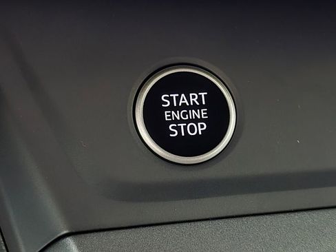 New 2025 Audi Q3 2.0T Premium image 27