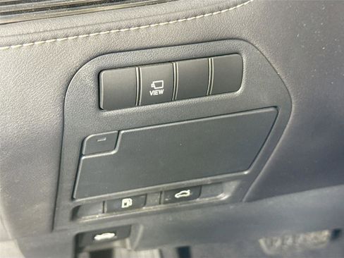 Used 2018 Lexus LS 500 w/ Interior Upgrade Package RWD image 15