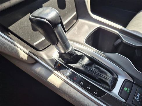 Used 2021 Honda Accord EX-L image 13