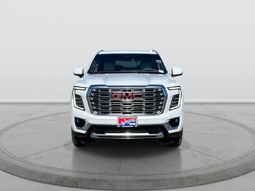 Used 2026 GMC Yukon Denali w/ LPO, Floor Liner Package AWD/4WD image 3