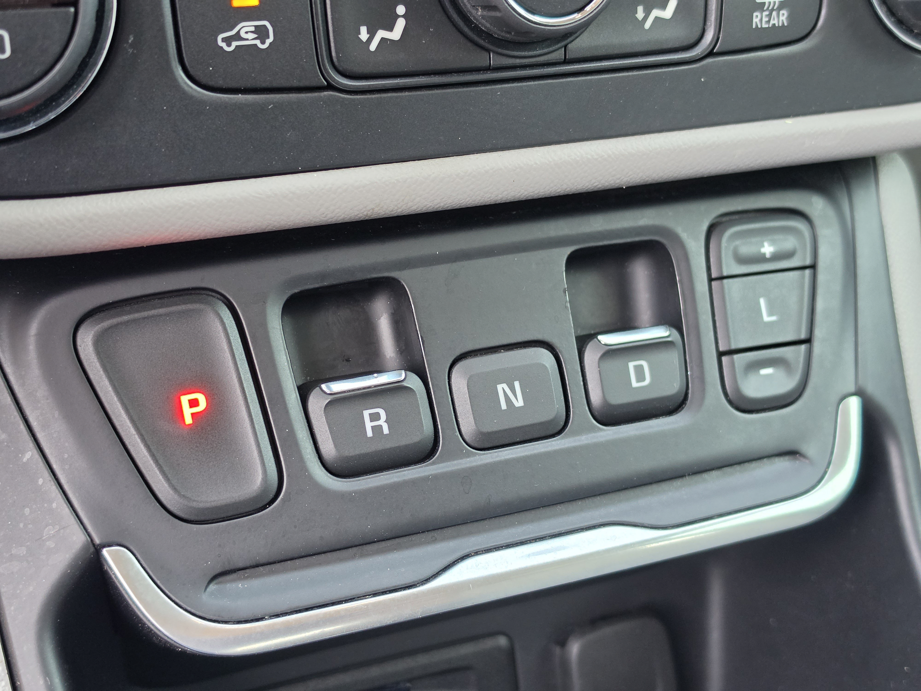 Used 2020 GMC Terrain SLT w/ Preferred Package FWD image 31