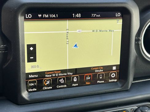 Used 2023 Jeep Wrangler Unlimited Sahara w/ Cold Weather Group AWD/4WD image 27
