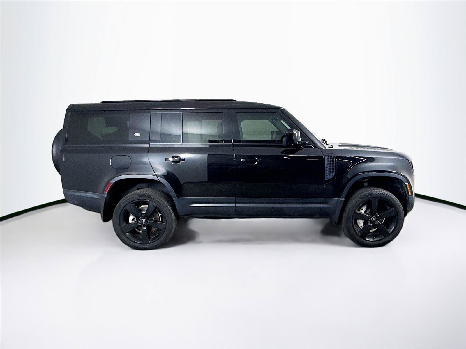 Used 2024 Land Rover Defender 130 S AWD/4WD image 9