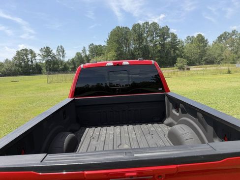 Used 2023 Ford F250 Lariat w/ Lariat Ultimate Package AWD/4WD image 7
