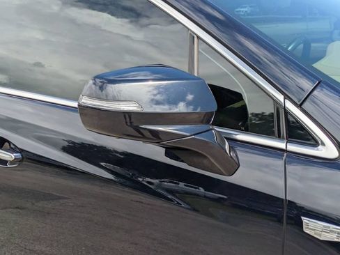 Used 2022 Cadillac XT5 Premium Luxury w/ Platinum Package AWD/4WD image 12