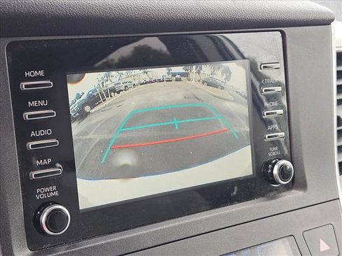 Used 2020 Toyota Sienna L image 12