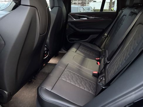 New 2025 BMW X4 M image 31