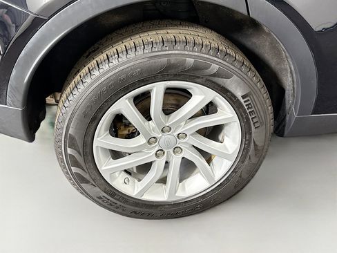 Used 2019 Land Rover Discovery Sport HSE image 33