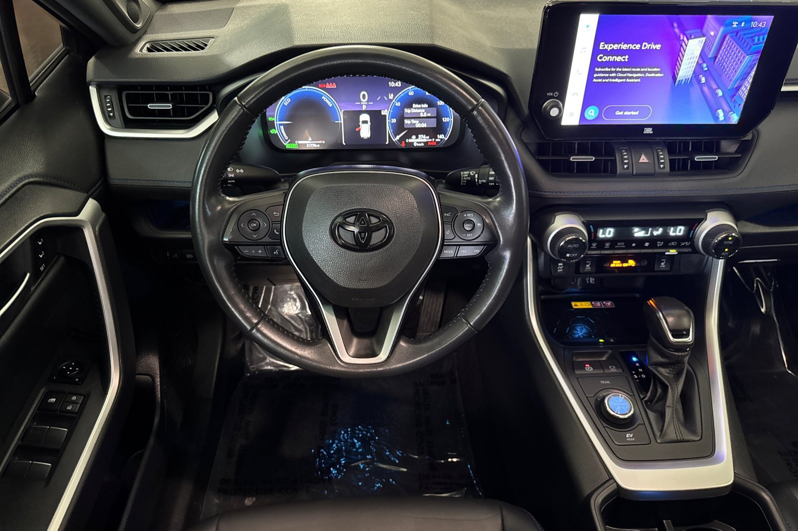 Used 2023 Toyota RAV4 XSE AWD/4WD image 16