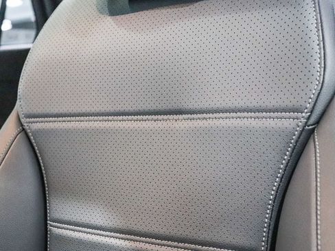 Used 2026 Mercedes-Benz GLC 300 image 28
