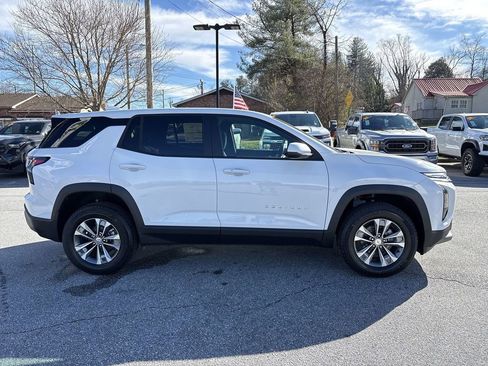 New 2026 Chevrolet Equinox LT image 9