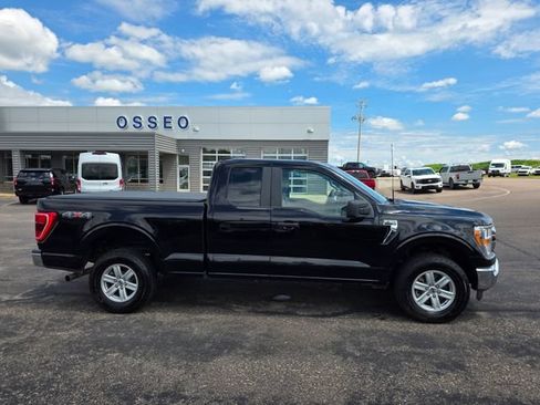 Used 2022 Ford F150 XLT w/ Bed Utility Package AWD/4WD image 8