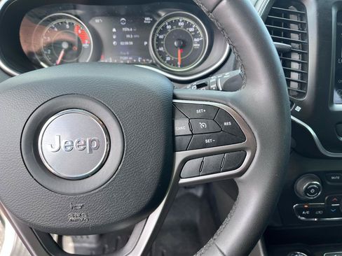 Used 2022 Jeep Cherokee Latitude Lux AWD/4WD image 28