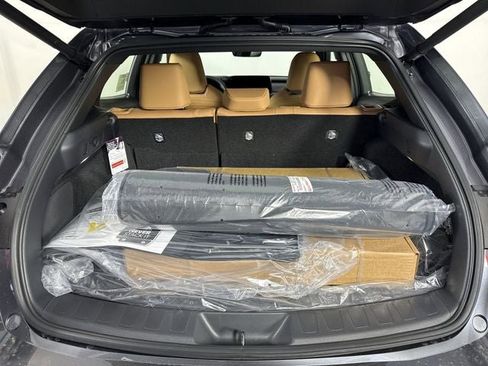 New 2026 Lexus UX 300h AWD image 33