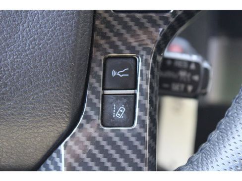 Used 2021 Toyota Tacoma SR5 AWD/4WD image 21