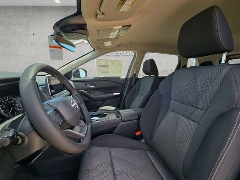 New 2026 Nissan Rogue SV FWD image 19