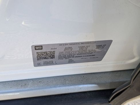 Used 2024 Buick Enclave Premium image 39