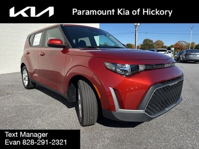 Used 2025 Kia Soul LX w/ LX Technology Package