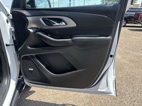 Used 2023 Chevrolet Traverse Premier w/ Redline Edition FWD image 25