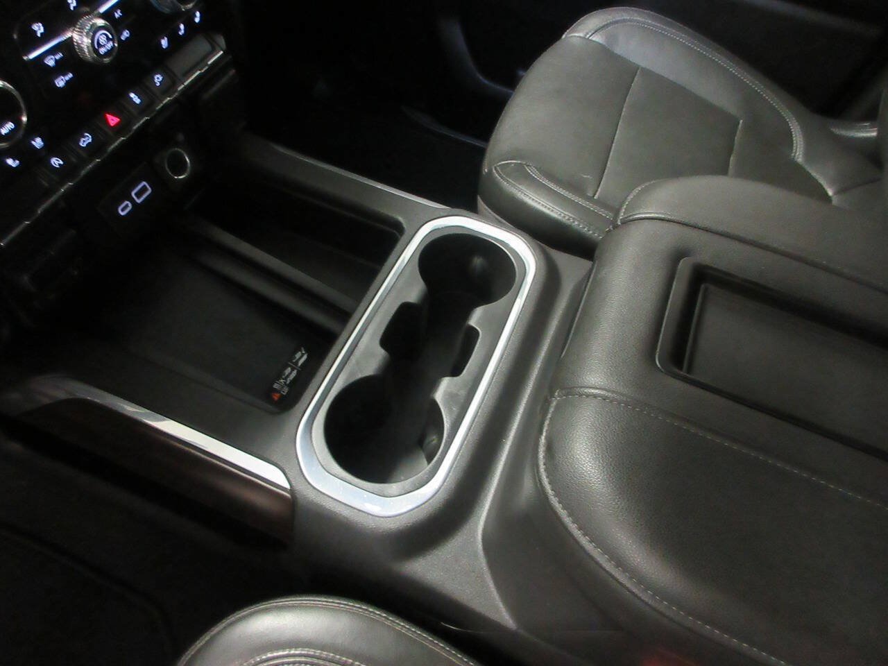 Used 2019 GMC Sierra 1500 SLT w/ SLT Premium Package AWD/4WD image 25