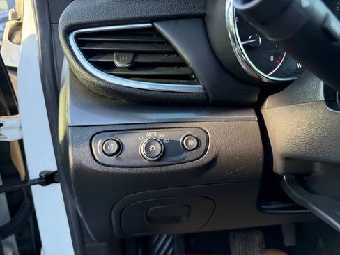 Used 2018 Buick Encore Sport Touring image 25