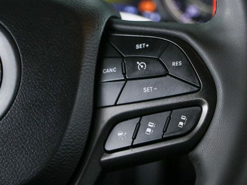 Used 2022 Jeep Cherokee Trailhawk w/ Premium Leather Package AWD/4WD image 14