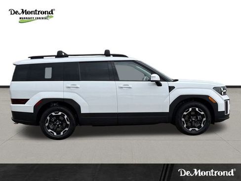 Used 2025 Hyundai Santa Fe SEL image 4