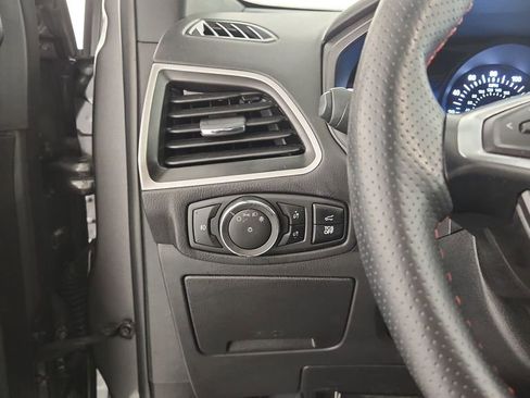 Certified 2024 Ford Edge ST-Line AWD/4WD image 25