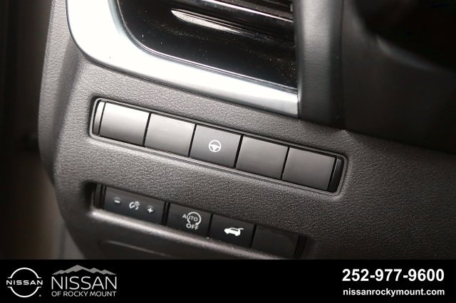 Used 2023 Nissan Rogue SL w/ SL Premium Package AWD/4WD image 25