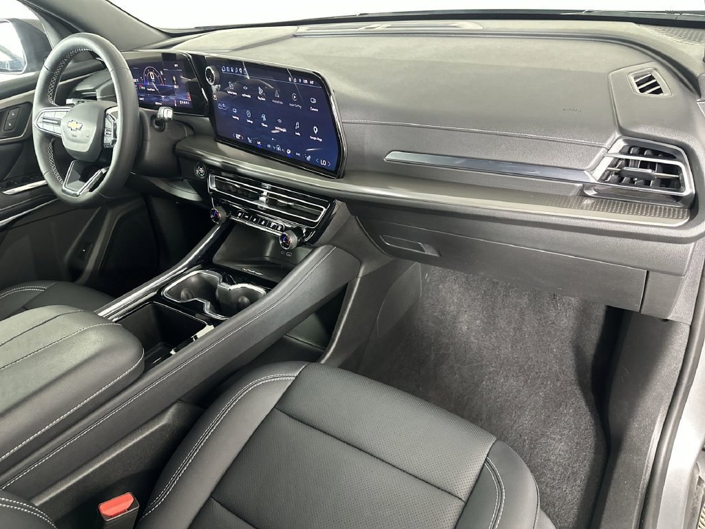 Used 2026 Chevrolet Traverse LT AWD/4WD image 30