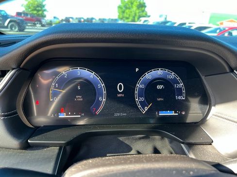 Used 2023 Jeep Grand Cherokee L Laredo AWD/4WD image 15