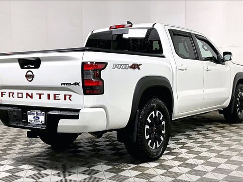 Used 2024 Nissan Frontier PRO-4X w/ Off-Road Protection Package image 12