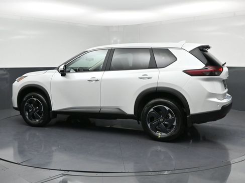 New 2026 Nissan Rogue SV image 29