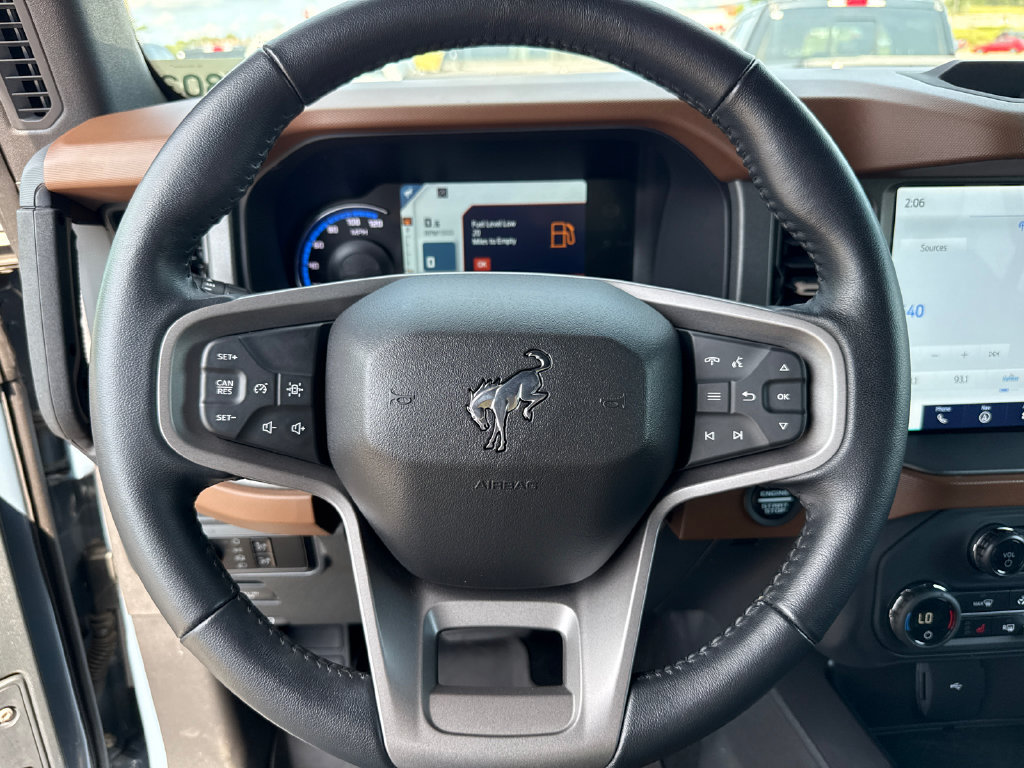 Used 2024 Ford Bronco Outer Banks w/ Sasquatch Package AWD/4WD image 23