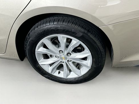 Used 2024 Chevrolet Malibu LT image 11