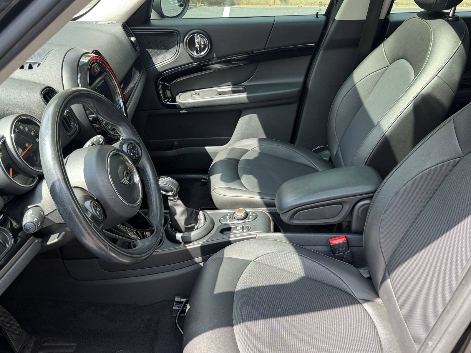 Used 2019 MINI Cooper Countryman FWD image 5