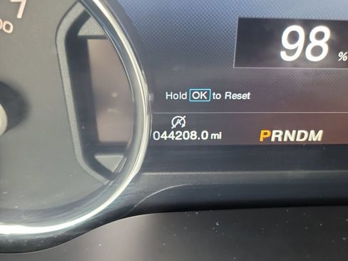 Used 2020 Ford F150 Lariat w/ Equipment Group 502A Luxury AWD/4WD image 34