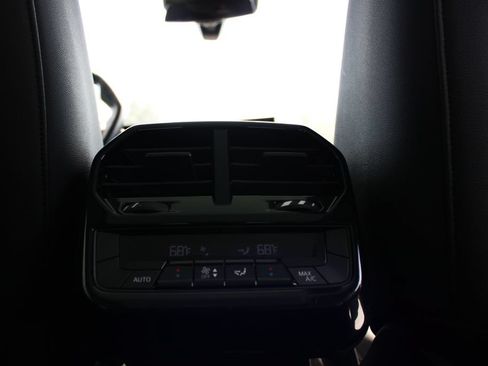 Used 2023 BMW iX xDrive50 AWD/4WD image 26