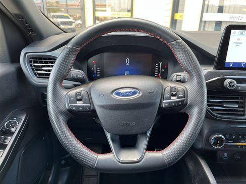 Used 2023 Ford Escape ST-Line image 28