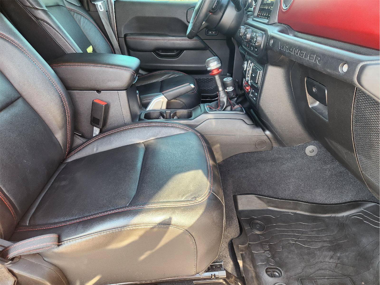 Used 2019 Jeep Wrangler Unlimited Rubicon AWD/4WD image 14