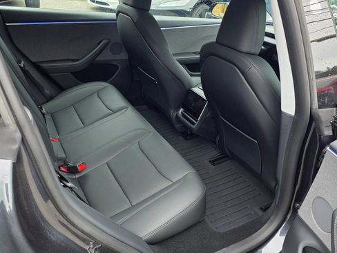 Used 2025 Tesla Model 3 Long Range RWD image 14