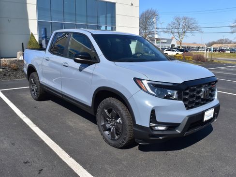 New 2026 Honda Ridgeline TrailSport image 2