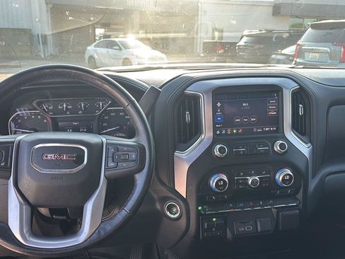 Used 2020 GMC Sierra 1500 SLE w/ SLE Value Package RWD image 16