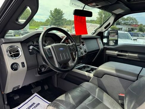 Used 2013 Ford F250 Lariat w/ Lariat Ultimate Pkg AWD/4WD image 9