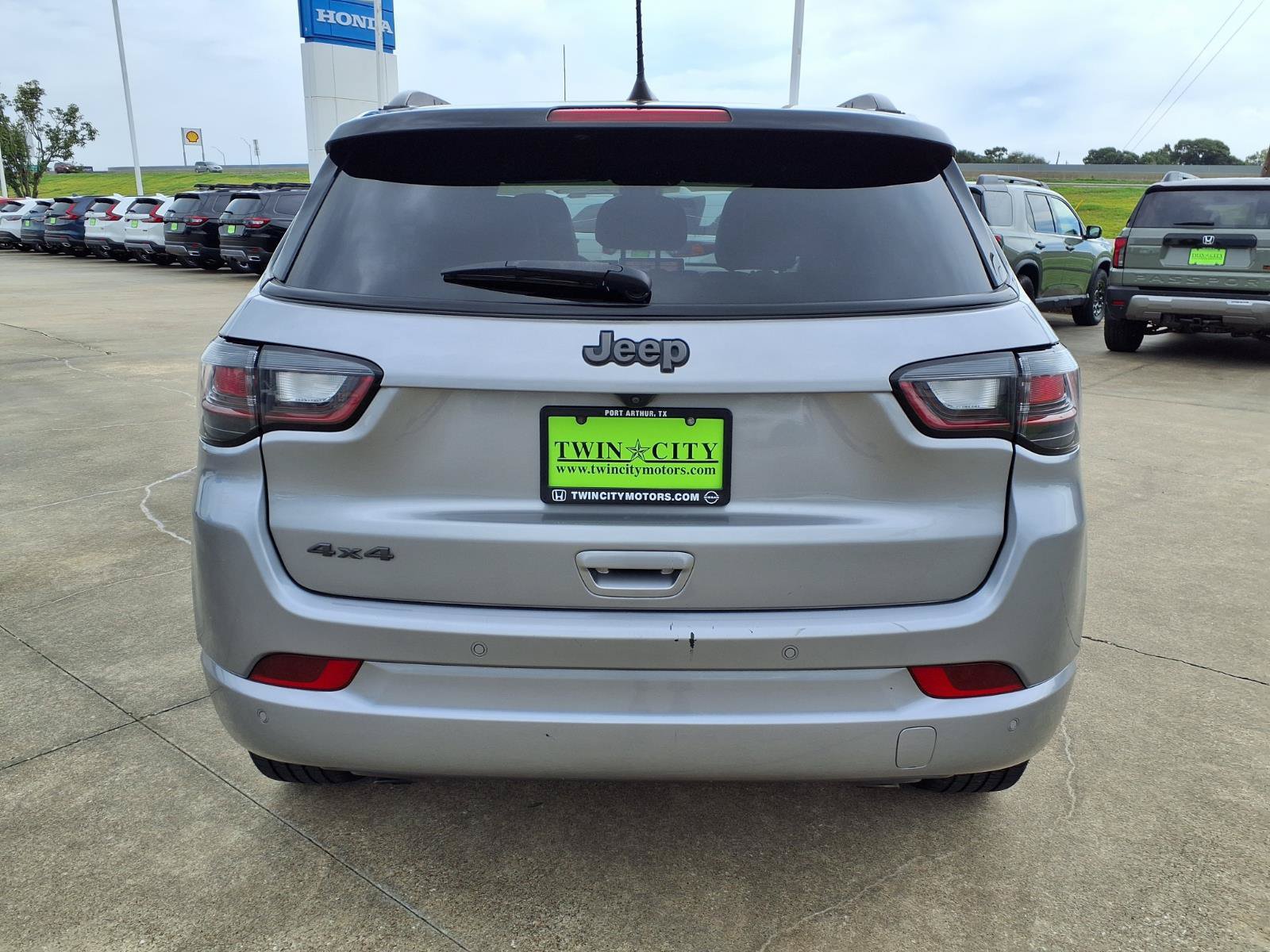 Used 2023 Jeep Compass High Altitude AWD/4WD image 4