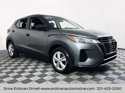 Certified 2025 Nissan Kicks Play S