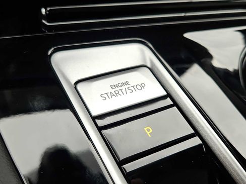 New 2026 Volkswagen Atlas Cross Sport SEL Premium R-Line image 16