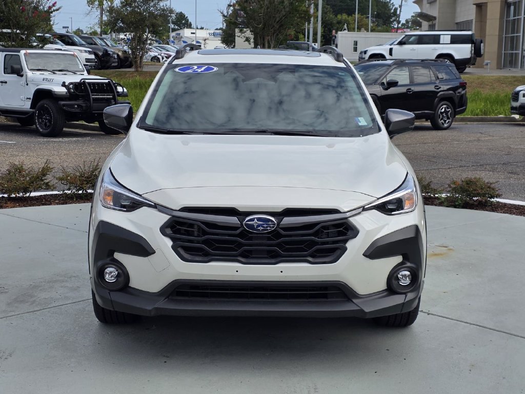 Used 2024 Subaru Crosstrek 2.0i Premium AWD/4WD image 2