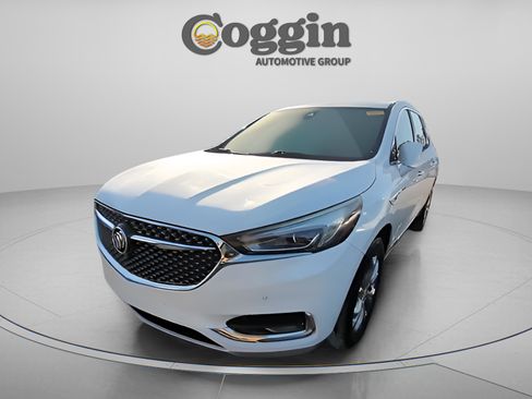 Used 2018 Buick Enclave Avenir w/ Avenir Technology Package image 20